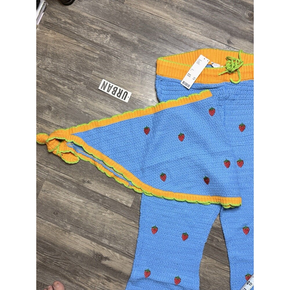 Urban Outfitters Out From Under Strawberry Knit Crop Top Pants Set L - Picture 7 of 11